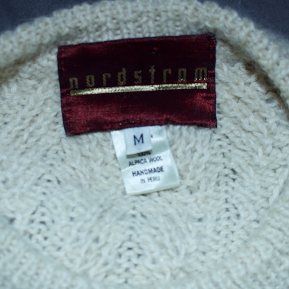 Vintage Nordstrom 100% Alpaca Wool  Ribbed Sweater made in Peru  SZ M - Picture 5 of 5